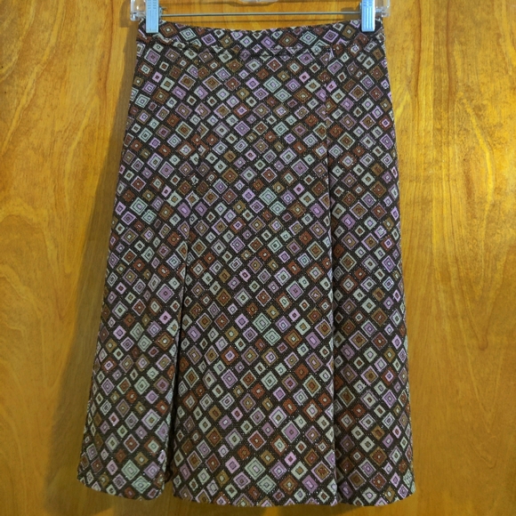 VIE TA VIE Paris Skirt - Picture 1 of 6